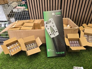 M50 D Perstang met partij kabelschoenen Haupa, Partij